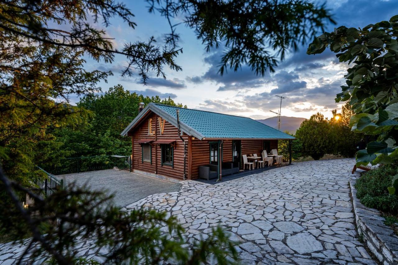 Chalet Likouresi Village Karpenisi Exterior photo