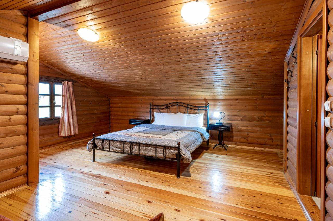 Chalet Likouresi Village Karpenisi Exterior photo